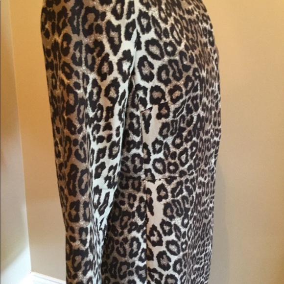Banana Republic leopard print blazer - Picture 6 of 13